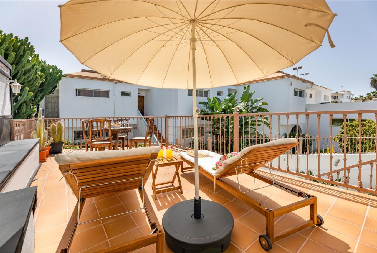 Villa Corralejo Bay Beachfront Corralejo By Holidays Home Exterior photo